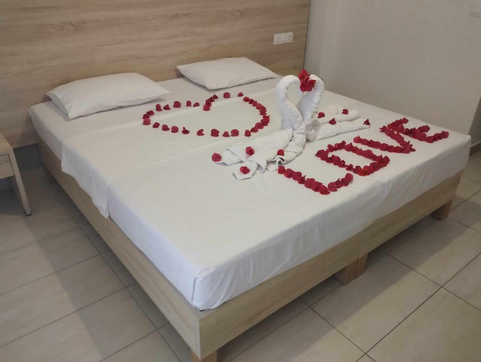 Lefkimi Hotel Kávos Eksteriør billede